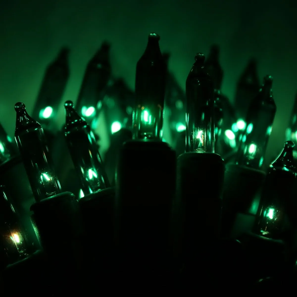 100-bulb Green Mini Lights, 6" Spacing, Green Wire