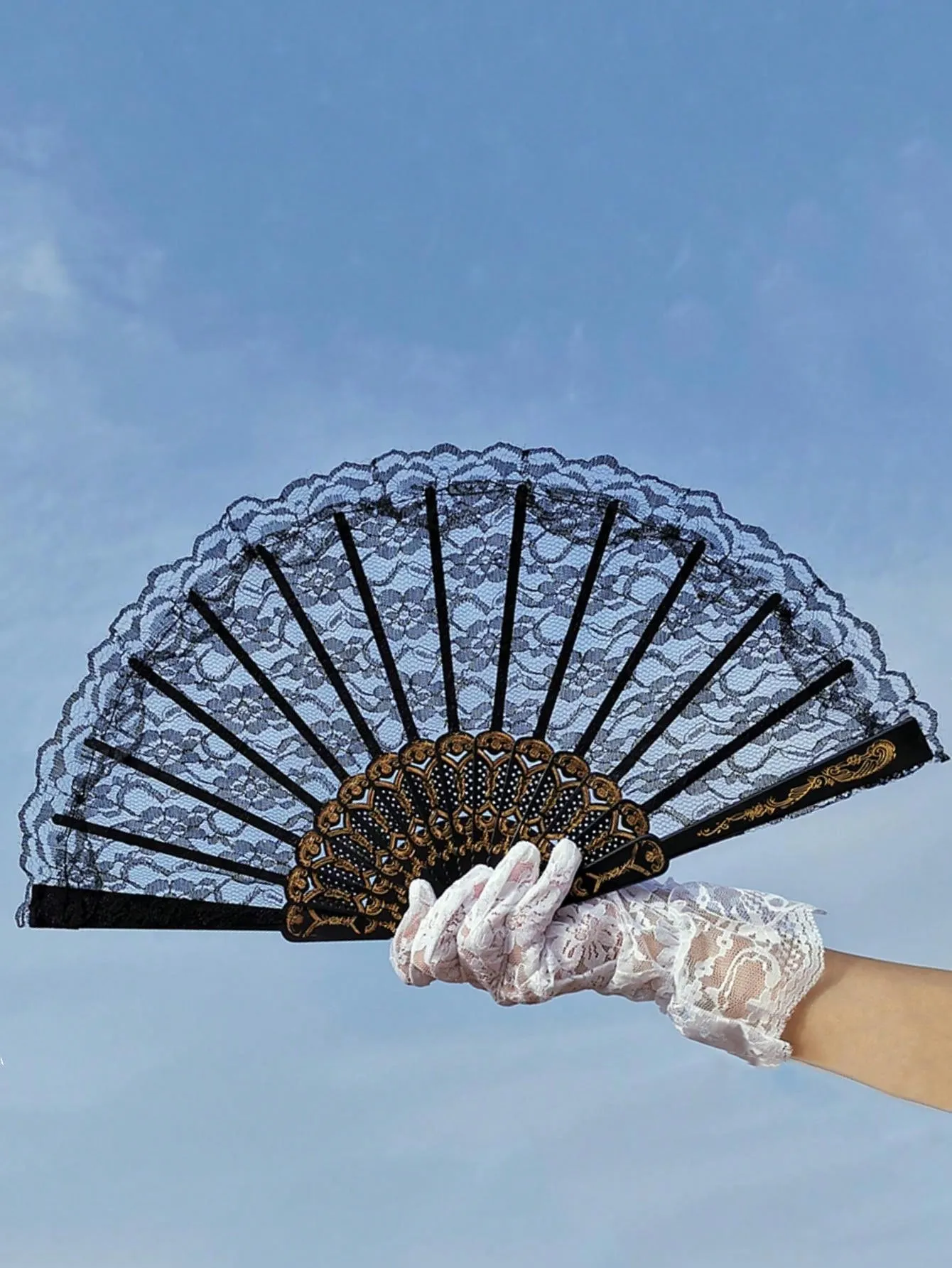 1pc Feather Fan, Ostrich Feather Folding Fan For Dance Performance And Photoshoots, European-Style Palace Fan For Tea Parties, Bridal Hand Fan, Lolita Decorative Fan