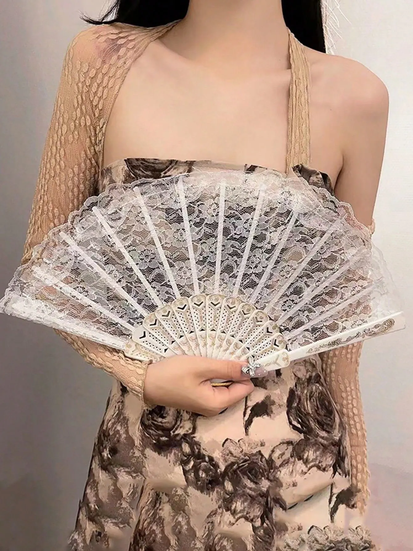 1pc/5pcs/10pcs New Summer Lace Folding Chinese Hand Fan, Suitable For Sisterhood Parties, Women's Wedding Decoration Dance Parties, Festive Gifts, Wall Decoration, Photography Props, Elegant Accessories For Brides And Bridesmaids