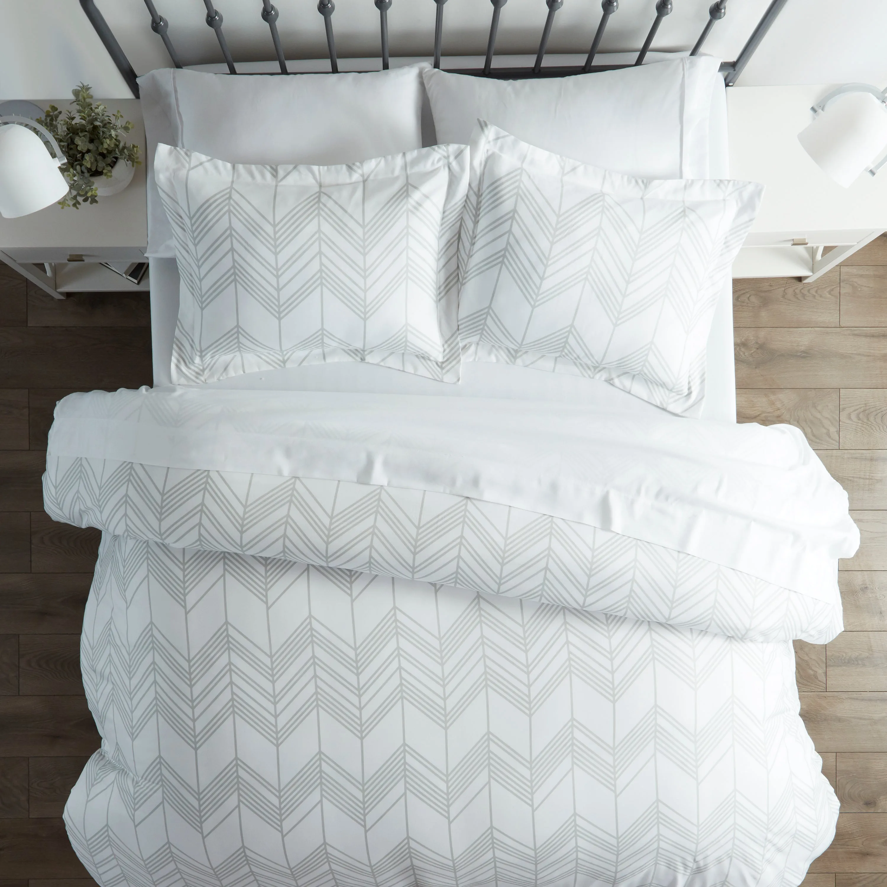 Alps Chevron Pattern 3-Piece Duvet Cover Set