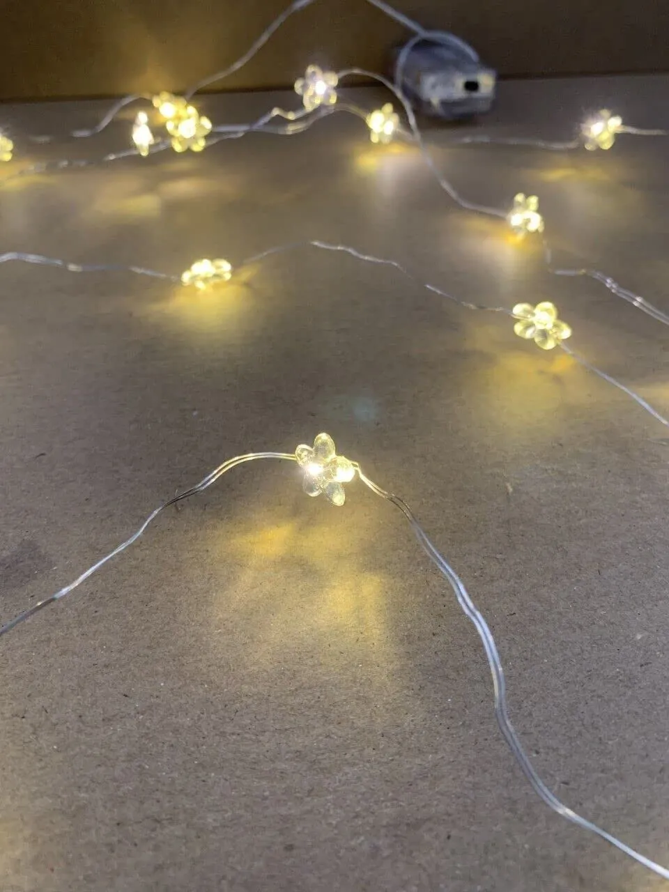 Battery Operated Flower String Lights on Copper Wire - Warm White