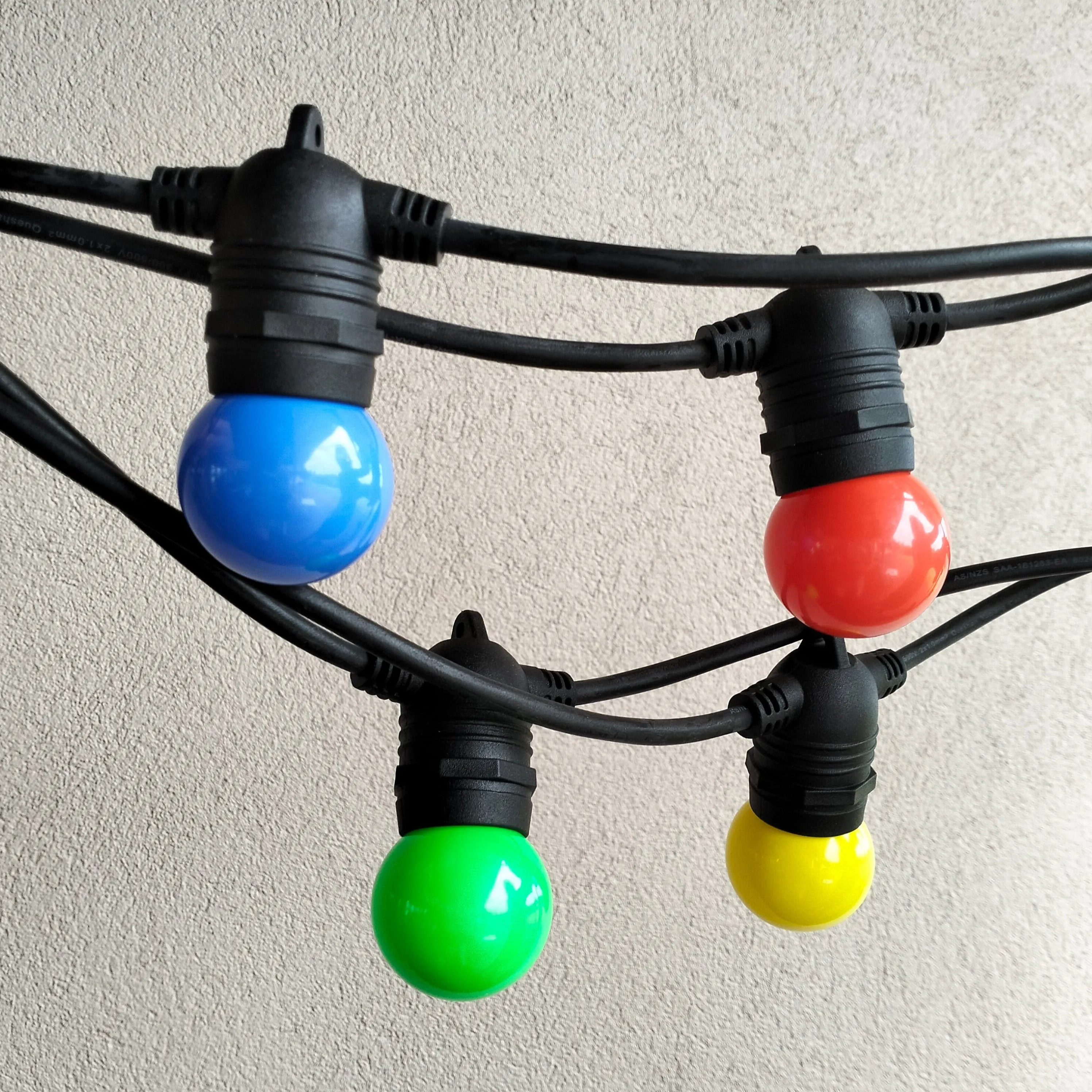 G45 Colour Bulb | 10m 20 Bulbs | Flush Mount Festoon Lights