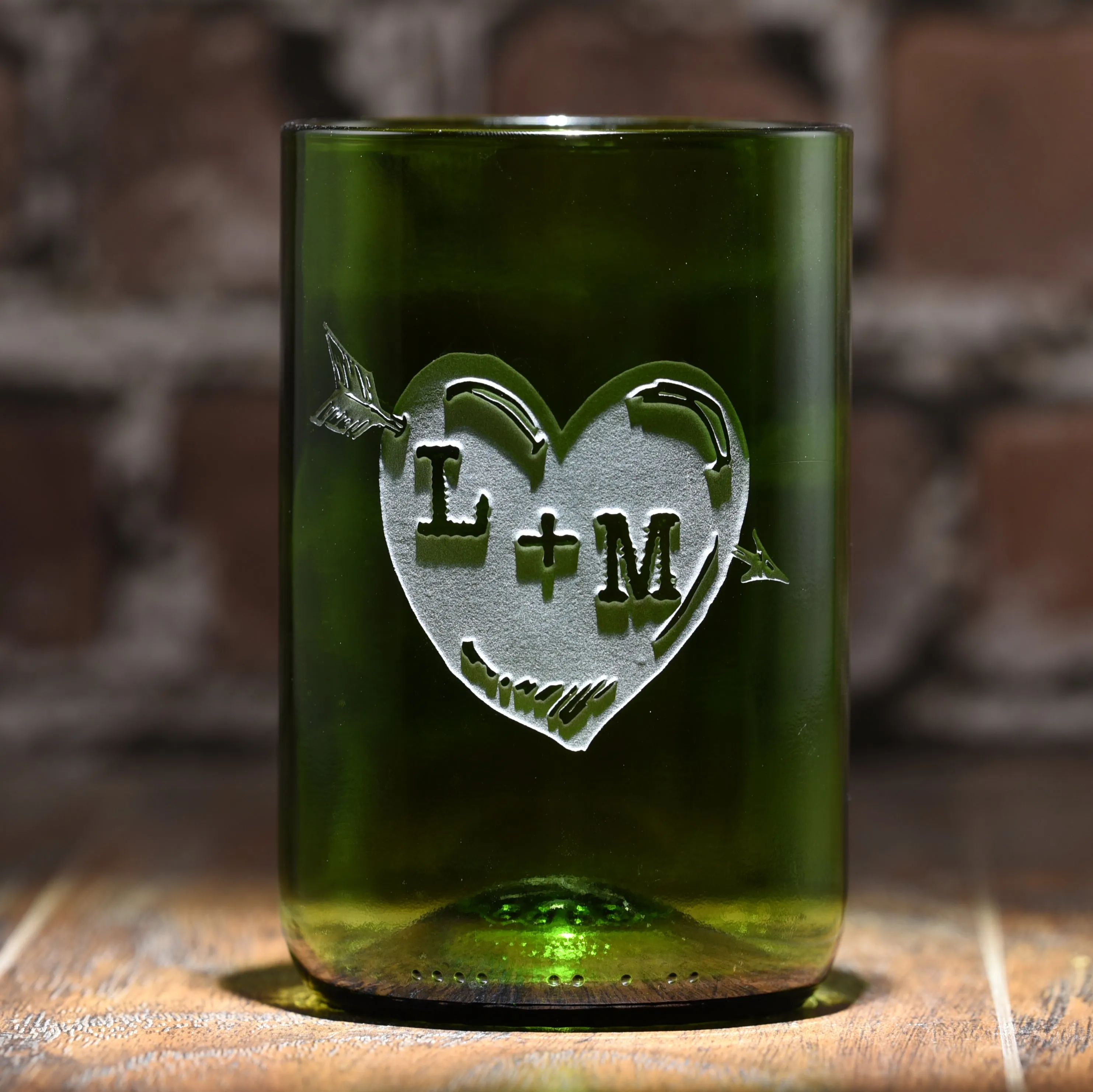 Green Recycle Wine Bottle Glass, Engraved Heart Arrow Tumbler