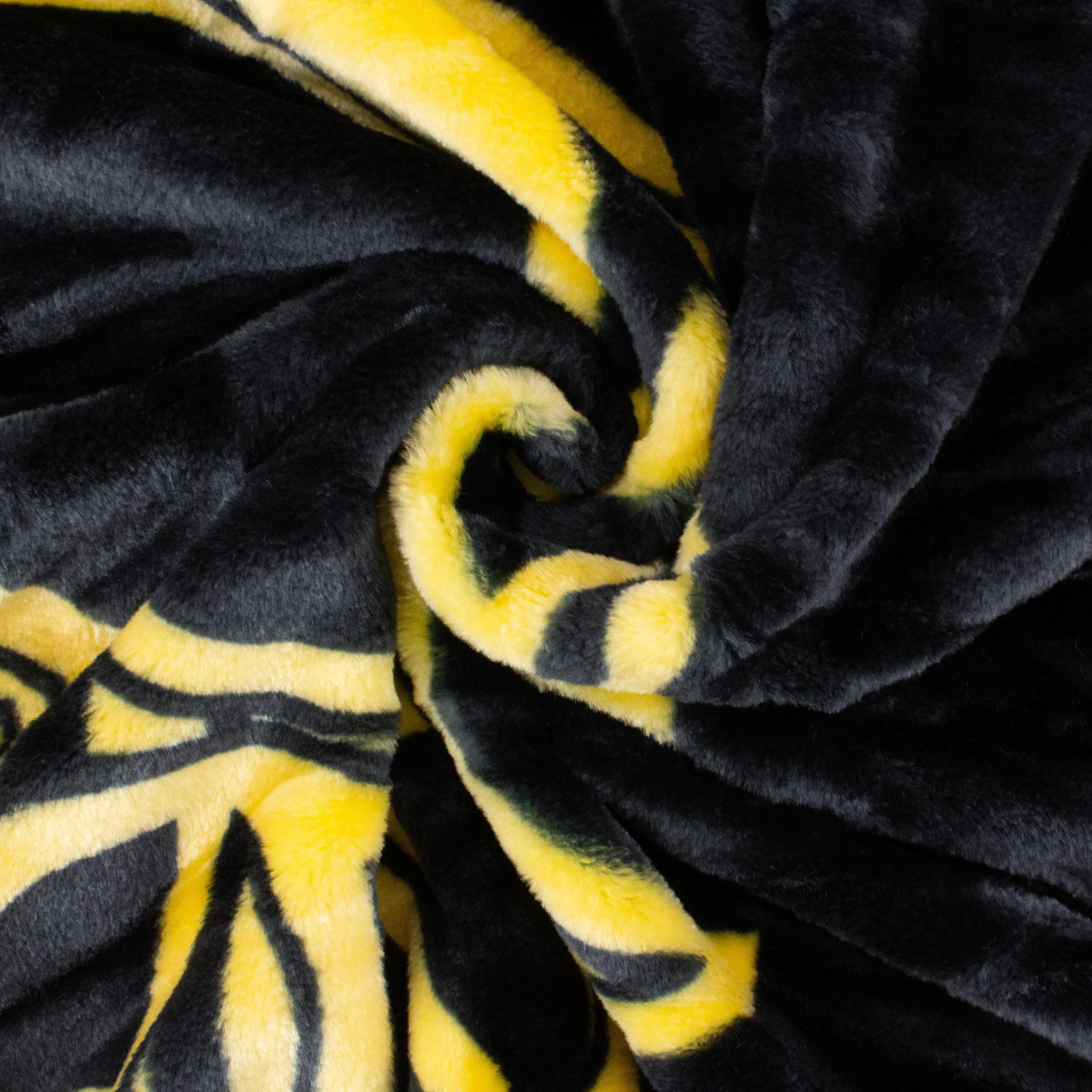 Iowa Hawkeyes Raschel Throw Blanket