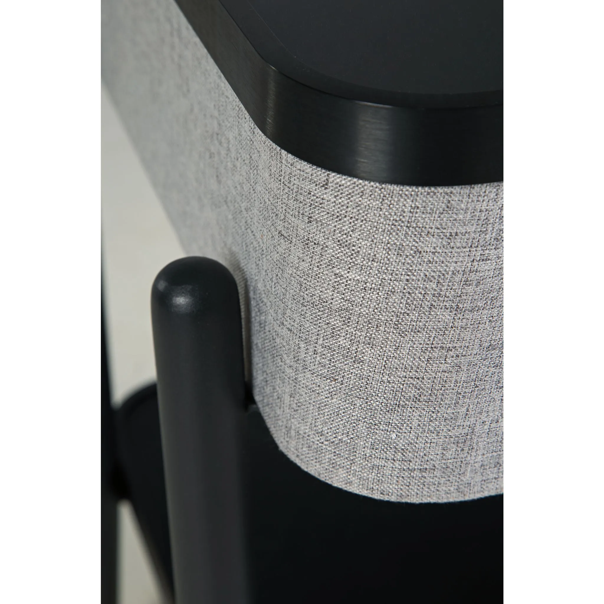 Jorvalee Accent Table - Gray/Black