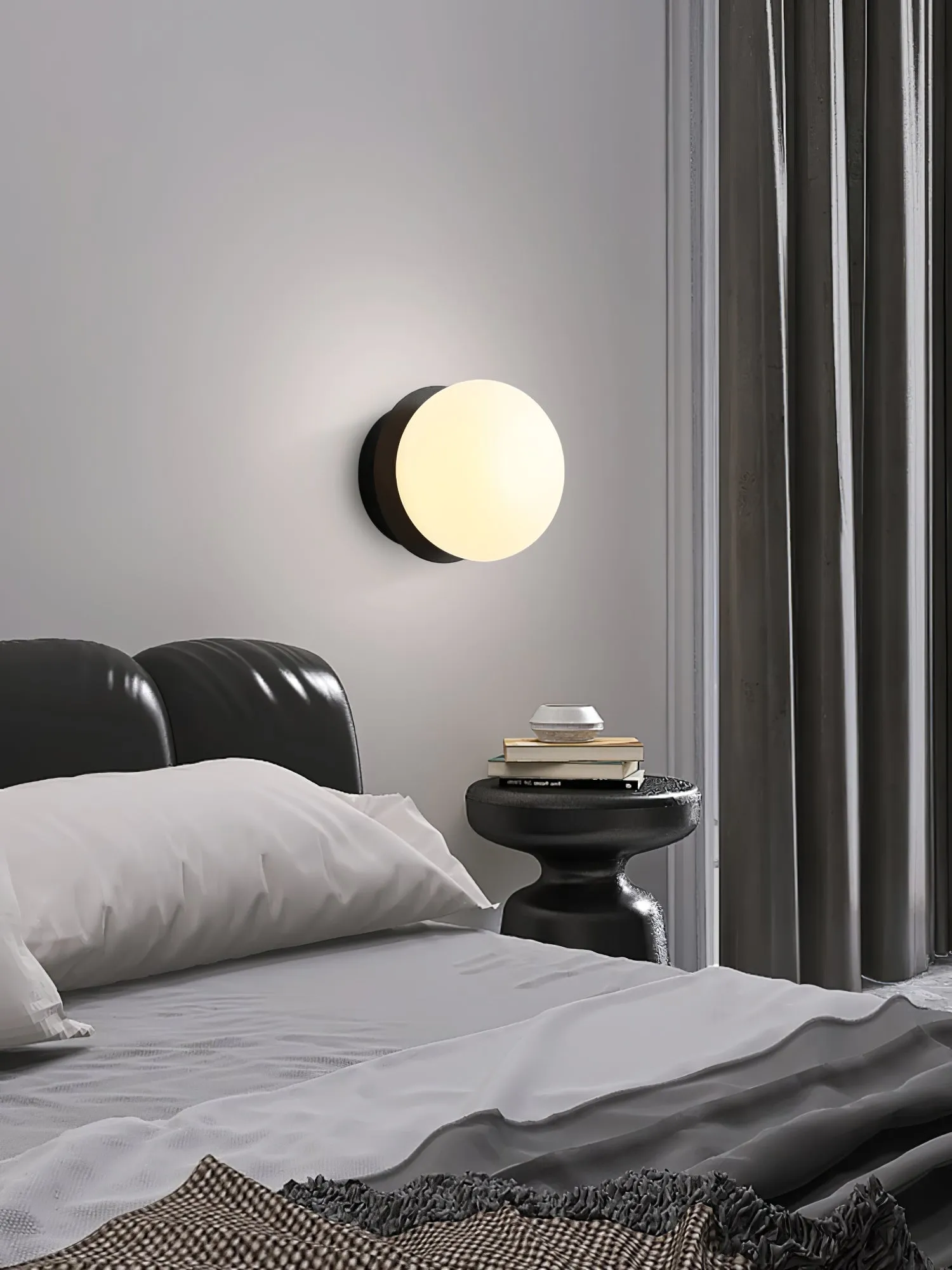 Knock Wall Lamp