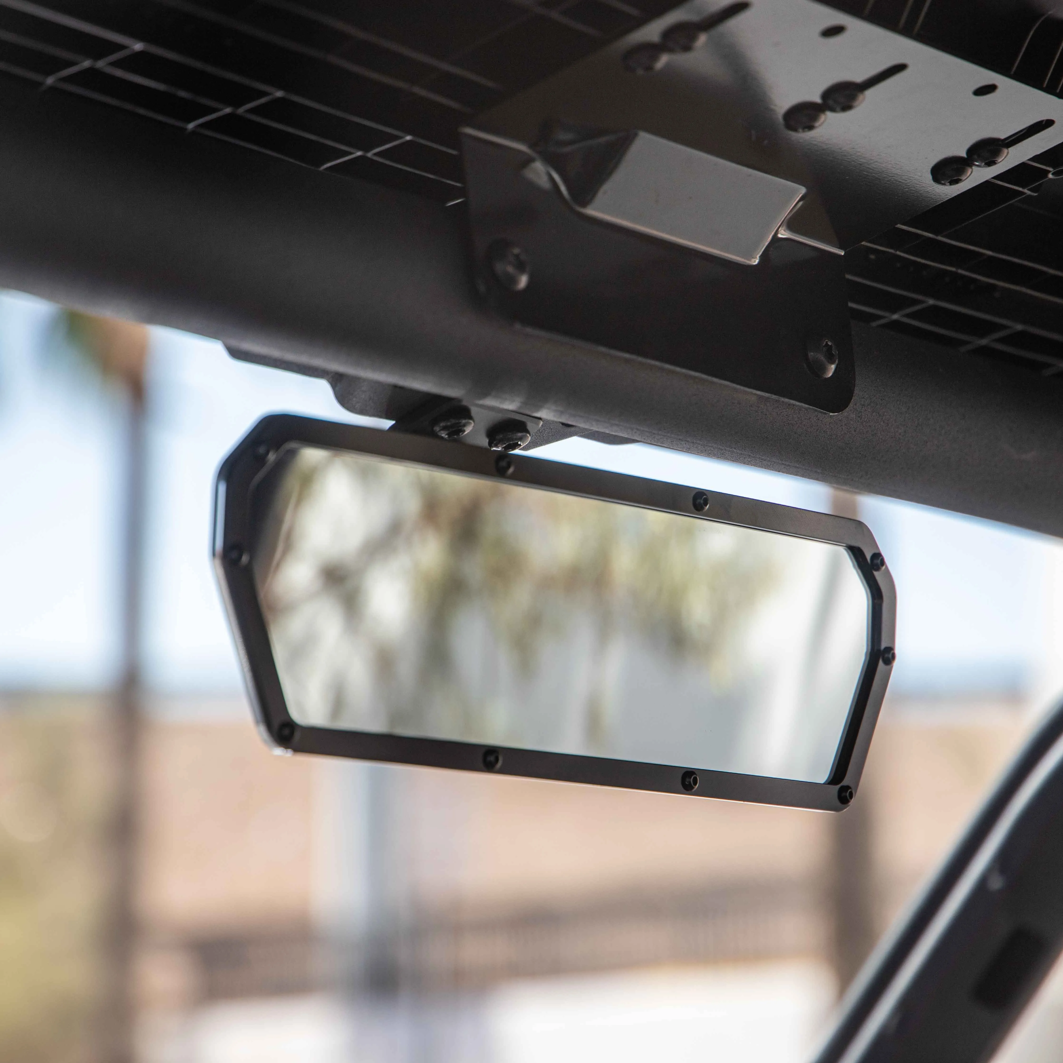 Maverick Sport / Commander Center Mirror Mount