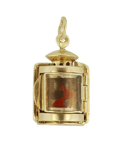 Moveable Vintage Lantern Charm in 18 Karat Yellow Gold