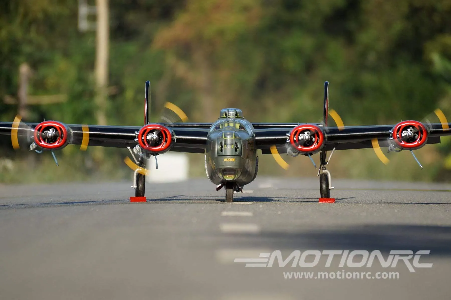 Nexa B-24 Liberator Olive Drab 2800mm (110.2") Wingspan - ARF