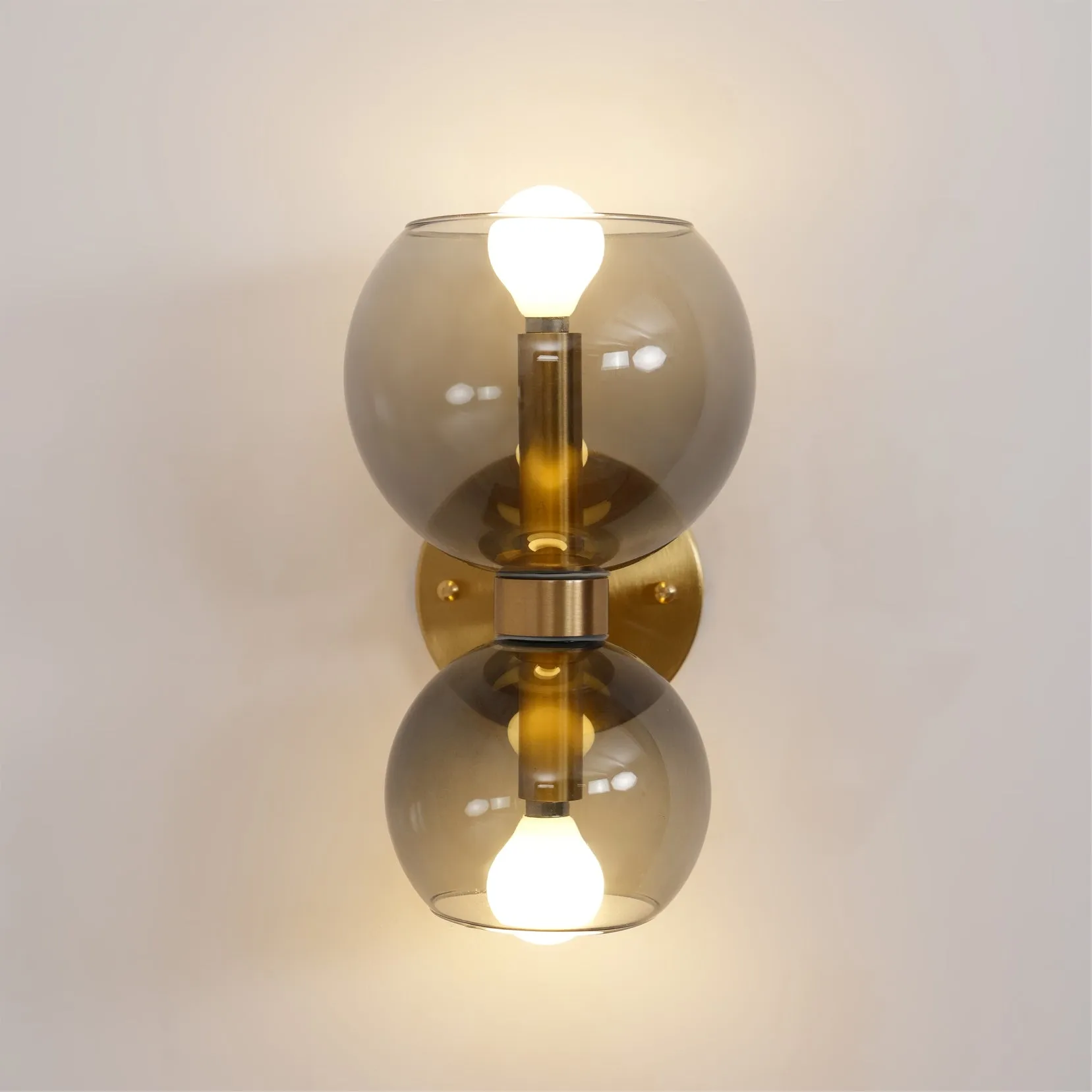 Round Pearl Sconce