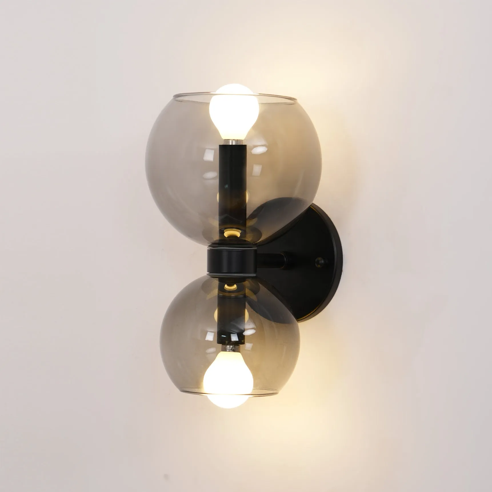 Round Pearl Sconce