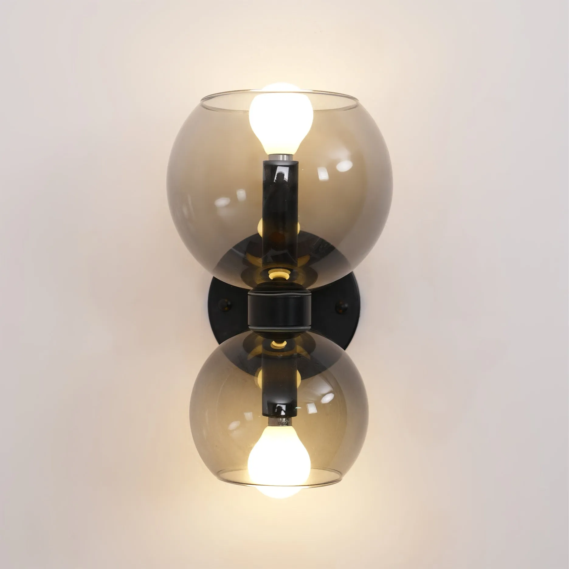 Round Pearl Sconce