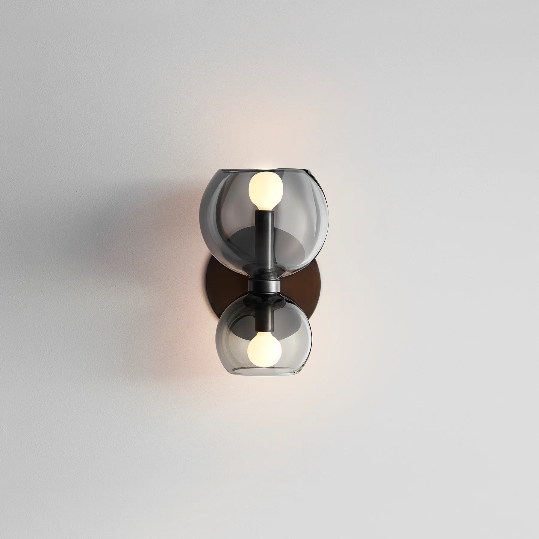 Round Pearl Sconce