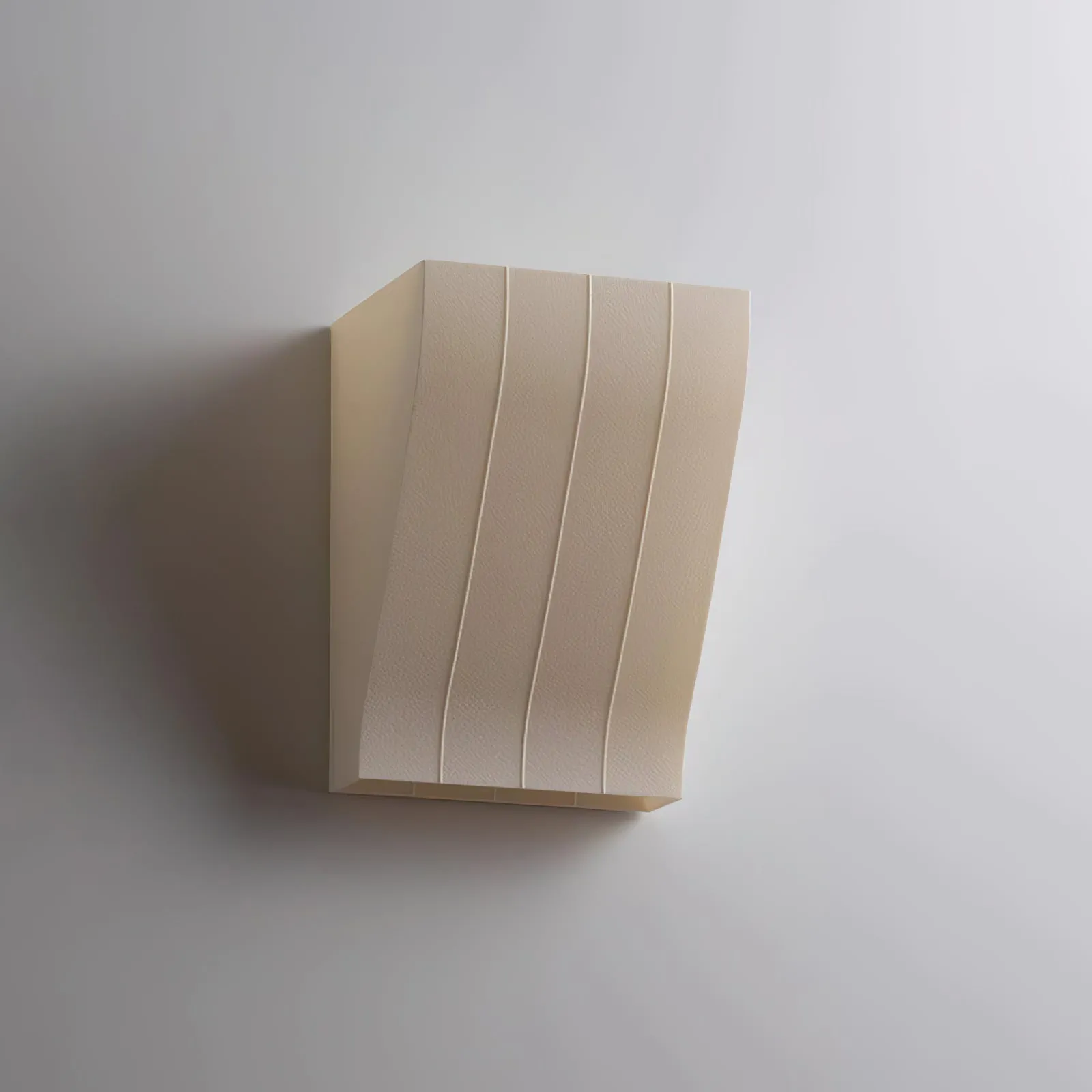 Serra Wall Lamp