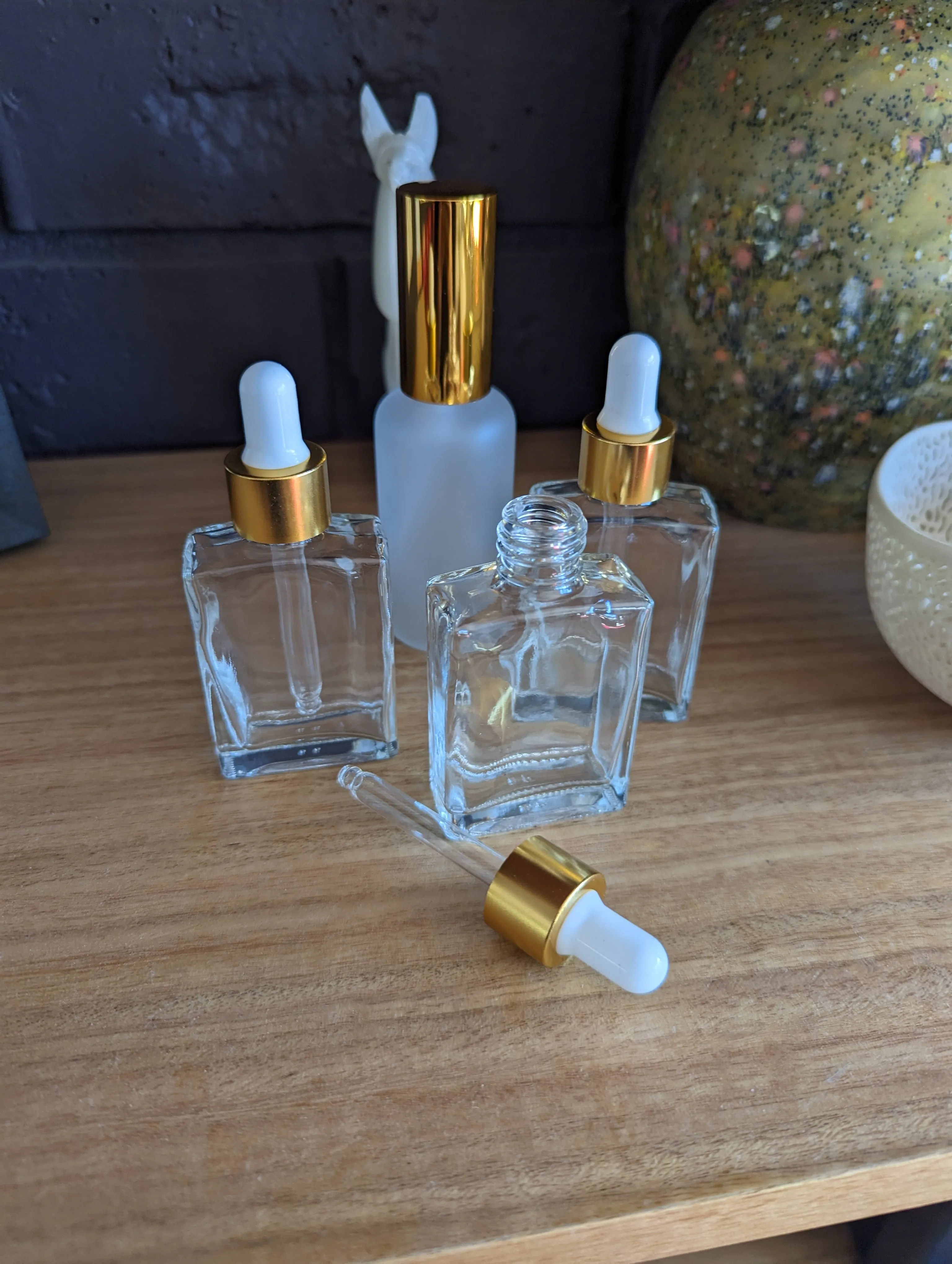 Set of 3 glass dropper bottles, 30mL square.