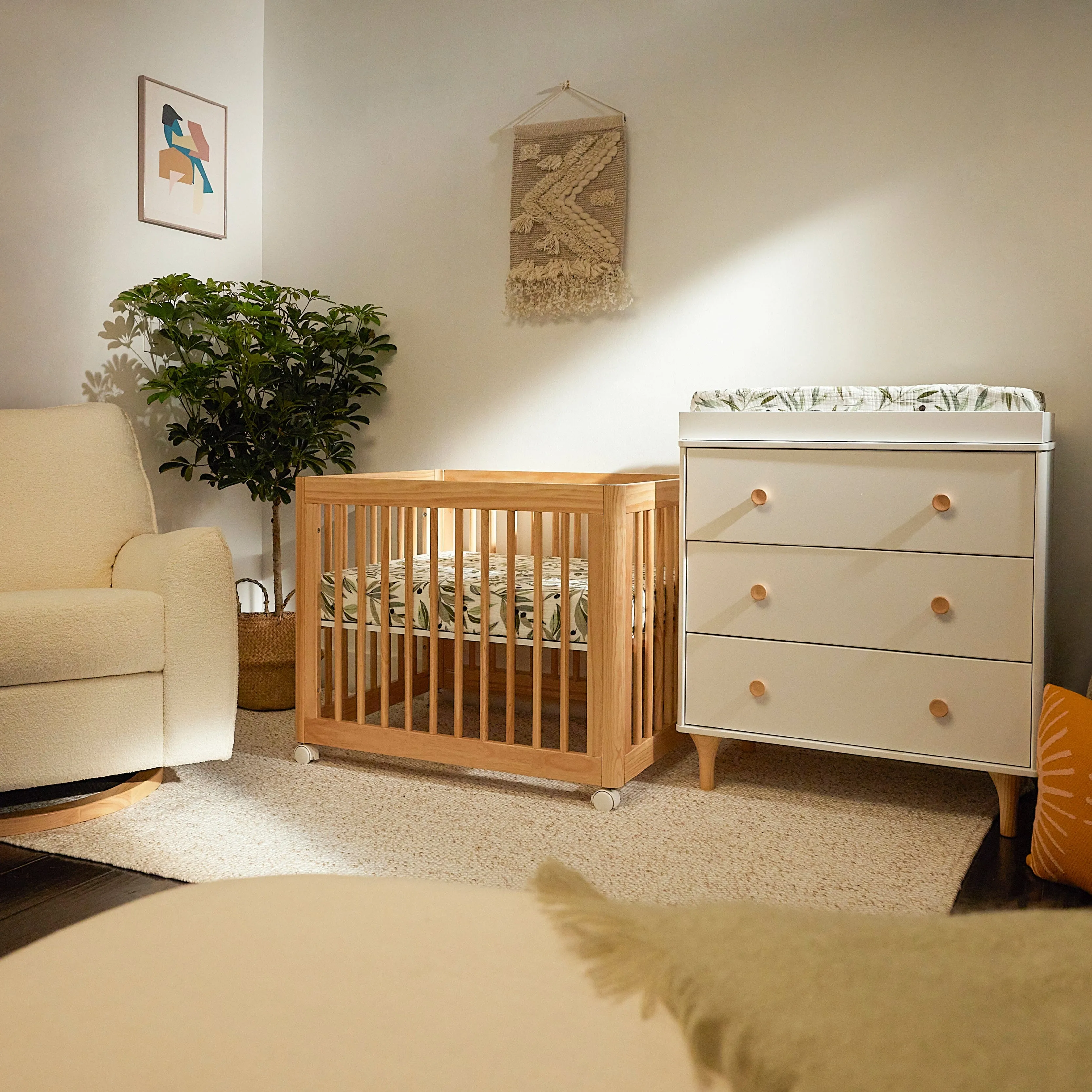 Yuzu 8-in-1 Convertible Crib with All-Stages Conversion Kits | Natural